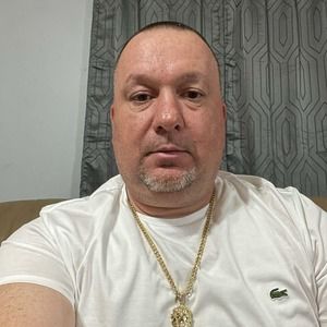 Meet your Posher, Damon